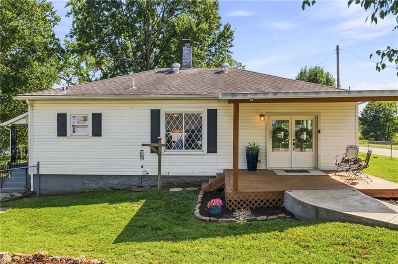 3355 N 115th St, Kansas City, KS 66109