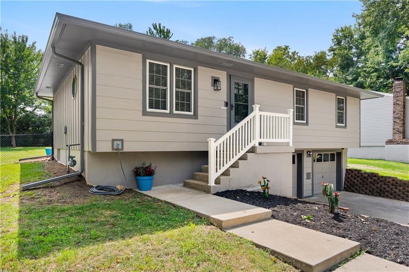 1504 Lawndale Ave, Pleasant Hill, MO 64080