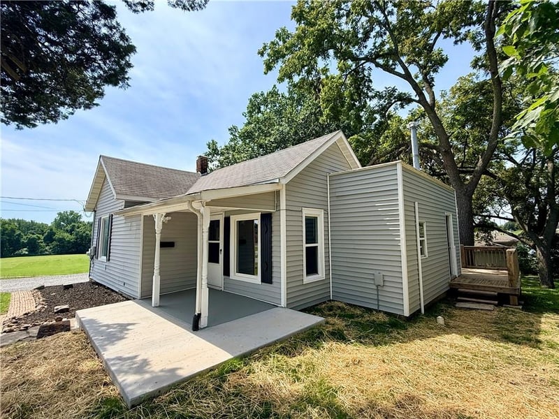422 S Mulberry St, Warrensburg, MO 64093