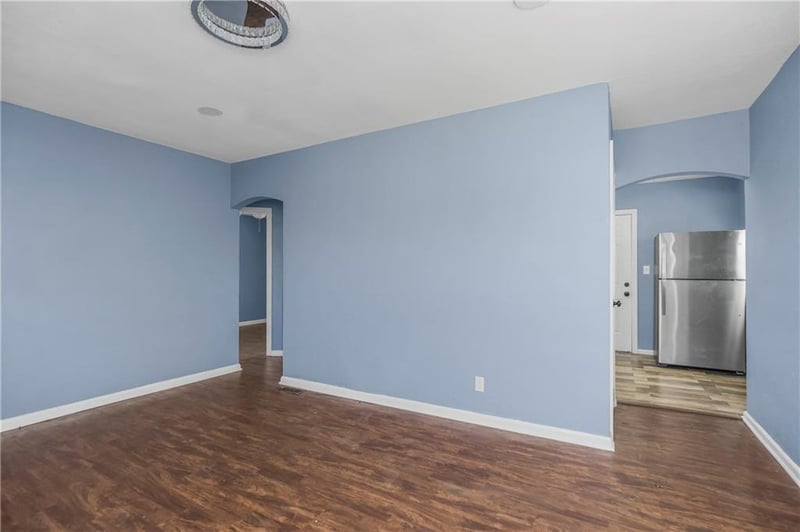 8517 Flora Ave, Kansas City, MO 64131
