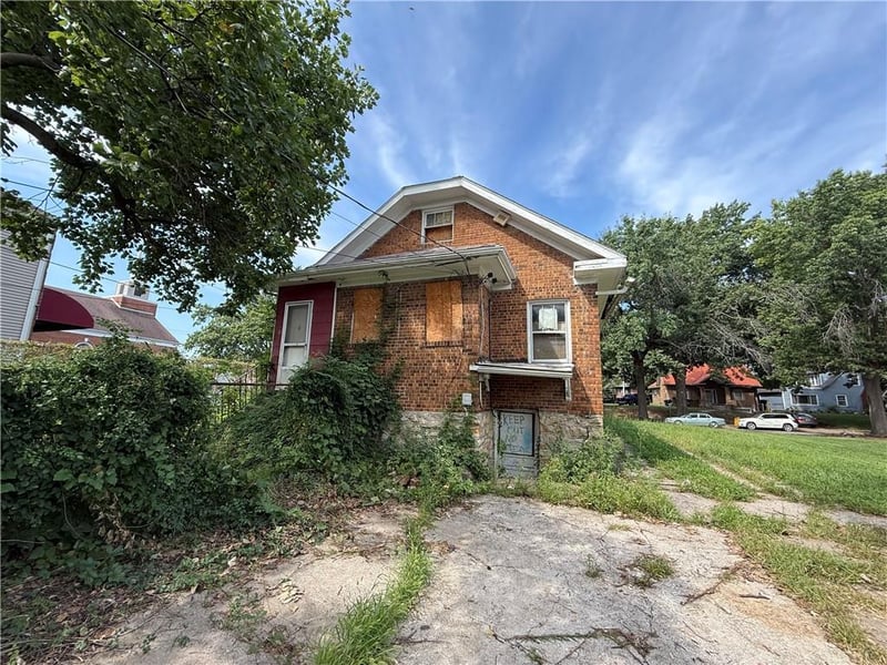 5437 Brooklyn Ave, Kansas City, MO 64130