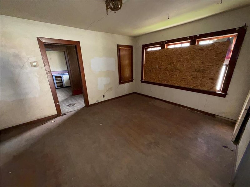5437 Brooklyn Ave, Kansas City, MO 64130