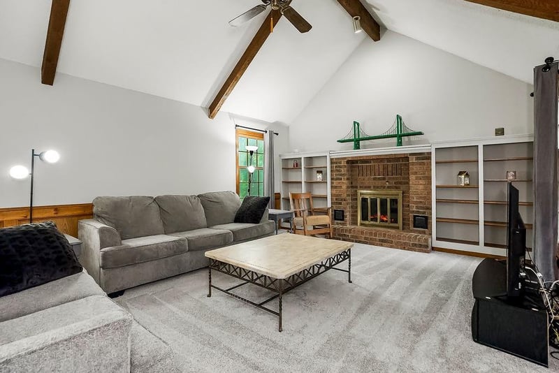11141 W 77th St, Shawnee, KS 66214