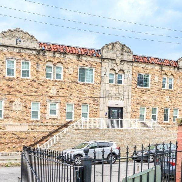 3035 Harrison St, Kansas City, MO 64109