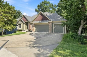 14314 E 97th Ter, Kansas City, MO 64139