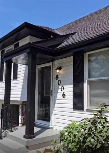 8006 E 105th St, Kansas City, MO 64134