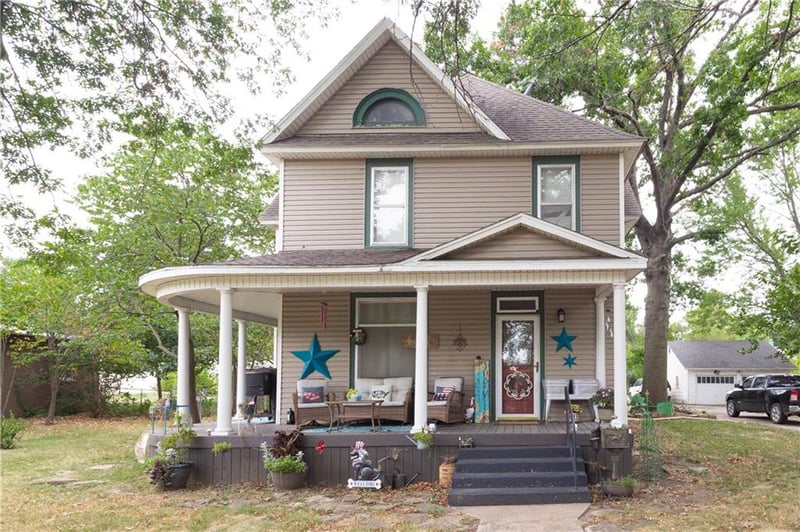 825 Main St, Cherryvale, KS 67335