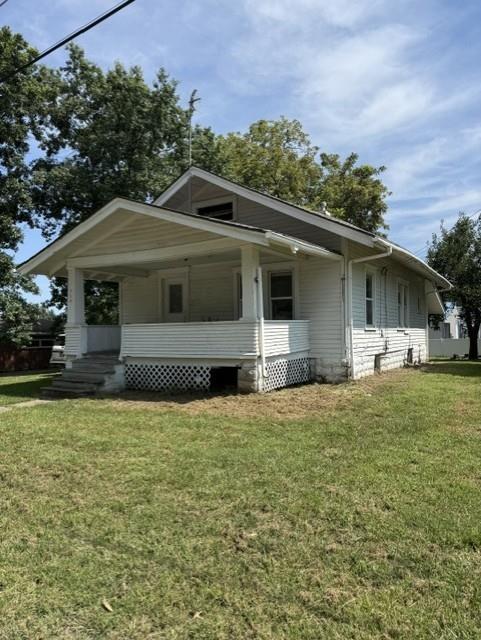414 N West St, Cameron, MO 64429