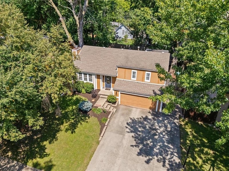 14810 W 91st Ter, Lenexa, KS 66215