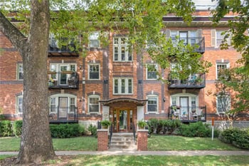 4328 Walnut St #2A, Kansas City, MO 64111