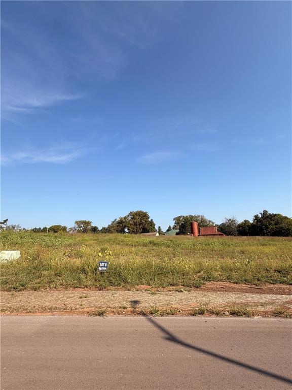 1080 Aria Dr, Raymore, MO 64083