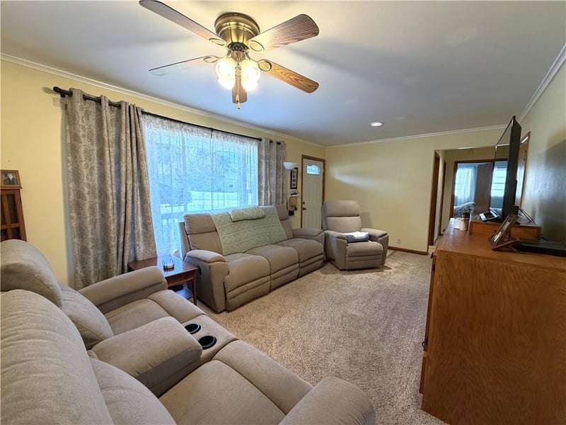 1703 Rosewood Ln, Chillicothe, MO 64601