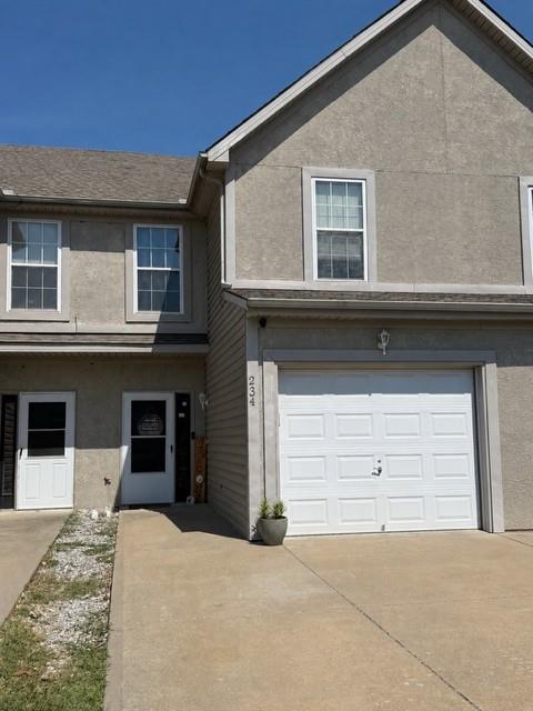 234 N 5th Ter, Louisburg, KS 66053
