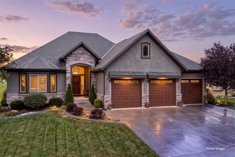 4421 N 142nd St, Basehor, KS 66007