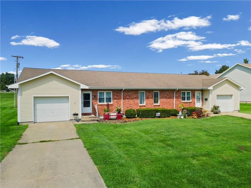 1110-1122 W Prospect St, Cameron, MO 64429