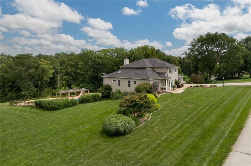12311 Palmer Dr, Country Club, MO 64505