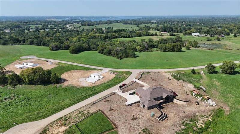 2920 Onyx St, Smithville, MO 64089