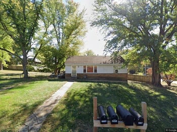 6661 Nogard Ave, Kansas City, KS 66104
