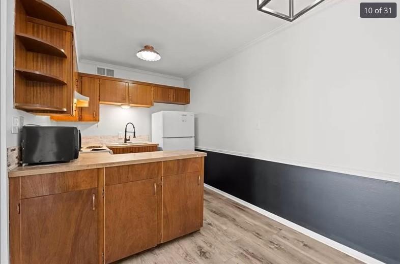 2807 Pembroke Ln #A-22, St Joseph, MO 64506