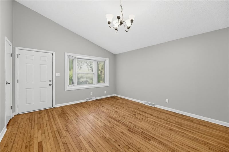 11209 Marsh Ave, Kansas City, MO 64134