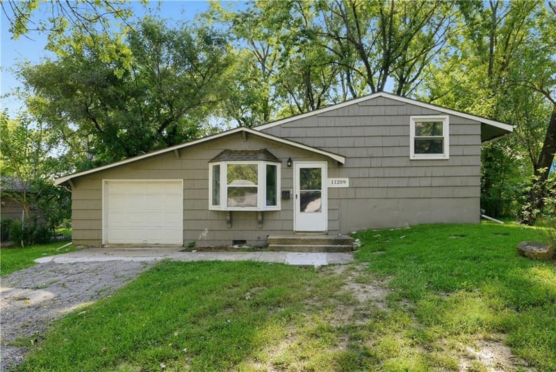 11209 Marsh Ave, Kansas City, MO 64134