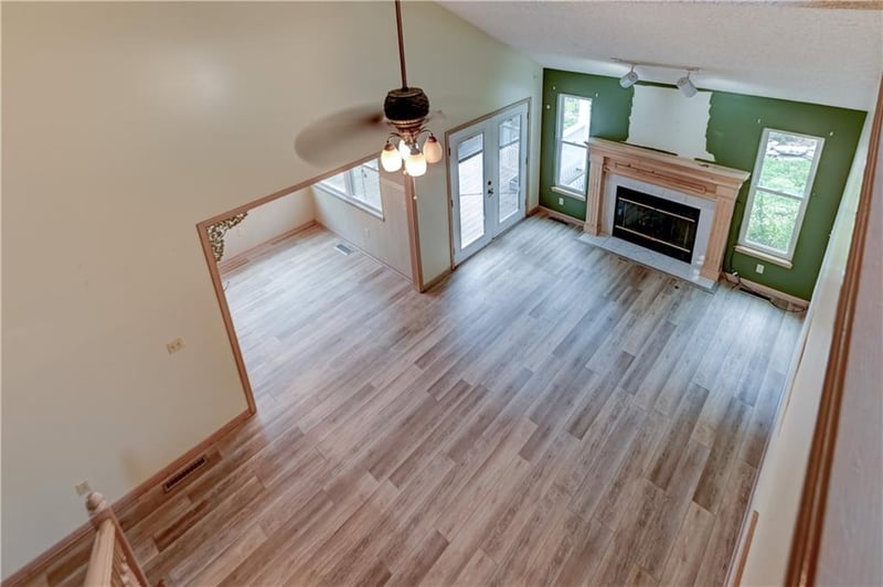 1421 Birdseye Ct, Blue Springs, MO 64015