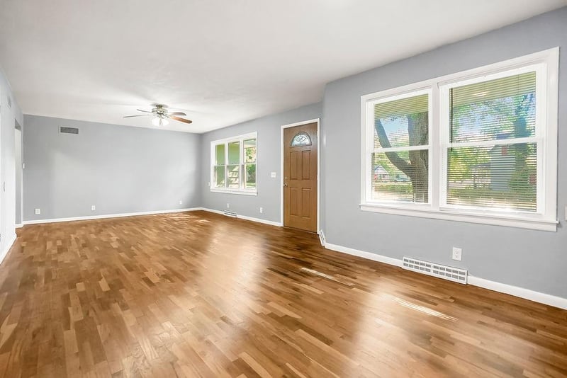 206 N Water St, Butler, MO 64730