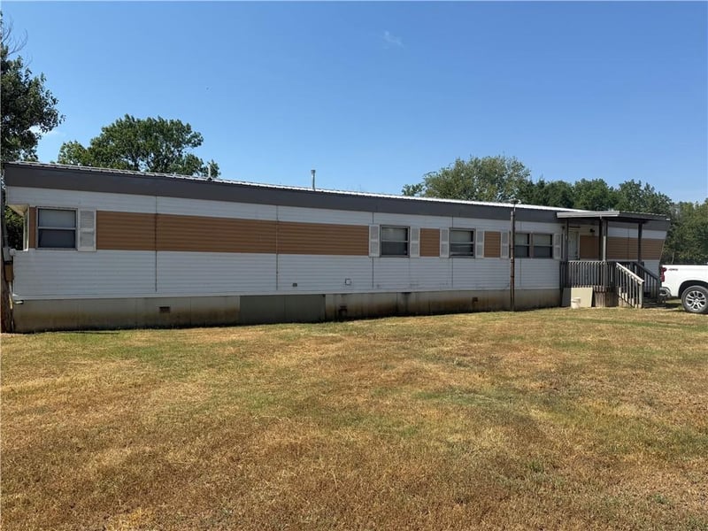 4365 Republic Rd, Parsons, KS 67357