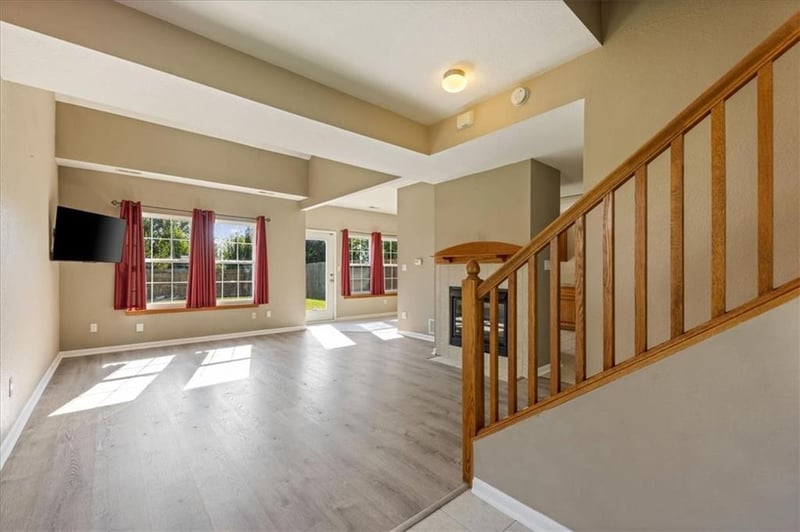 2350 Surrey Dr, Lawrence, KS 66046