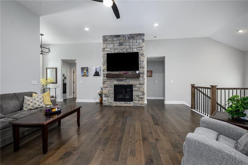4712 Redwood St, Leavenworth, KS 66048