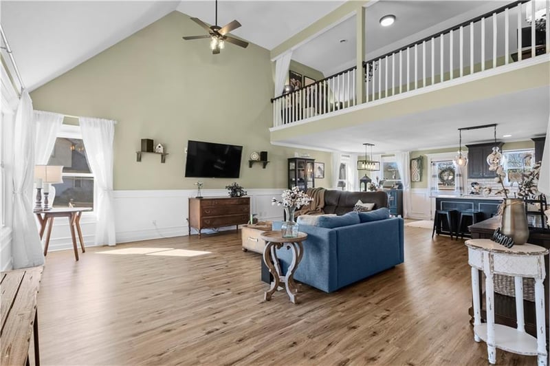 715 S 4th St, Atchison, KS 66002