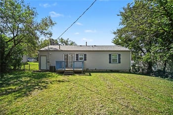 5624 E 101st Ter, Kansas City, MO 64137