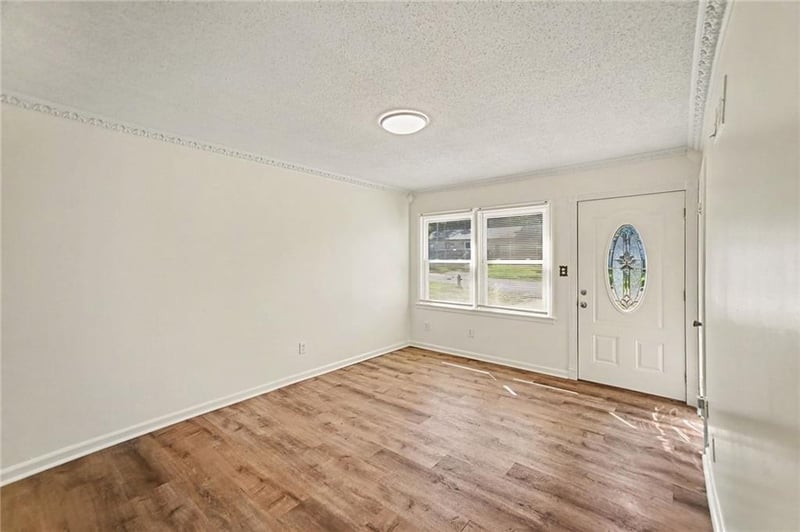 5624 E 101st Ter, Kansas City, MO 64137