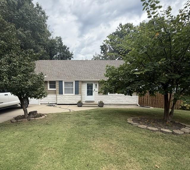 5011 Briar St, Roeland Park, KS 66205
