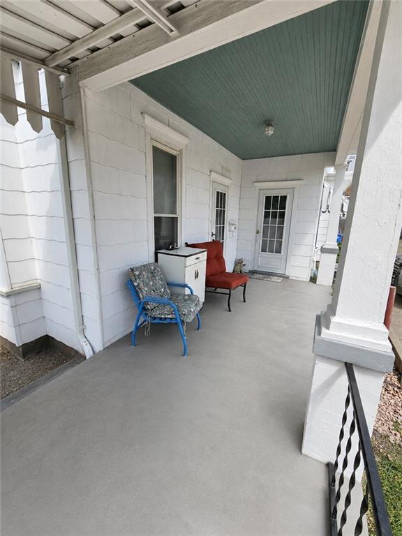 1005 N 22nd St, St Joseph, MO 64506
