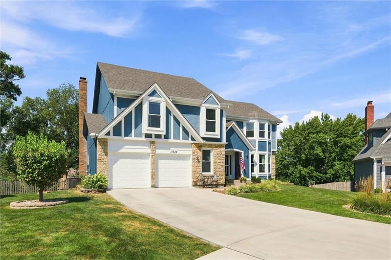 11324 Slater St, Overland Park, KS 66210