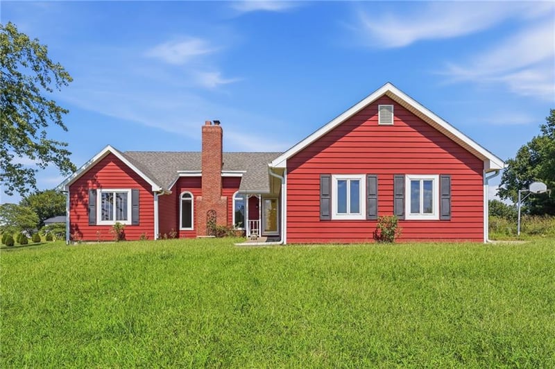 27290 Stephanie Ln, Weston, MO 64098