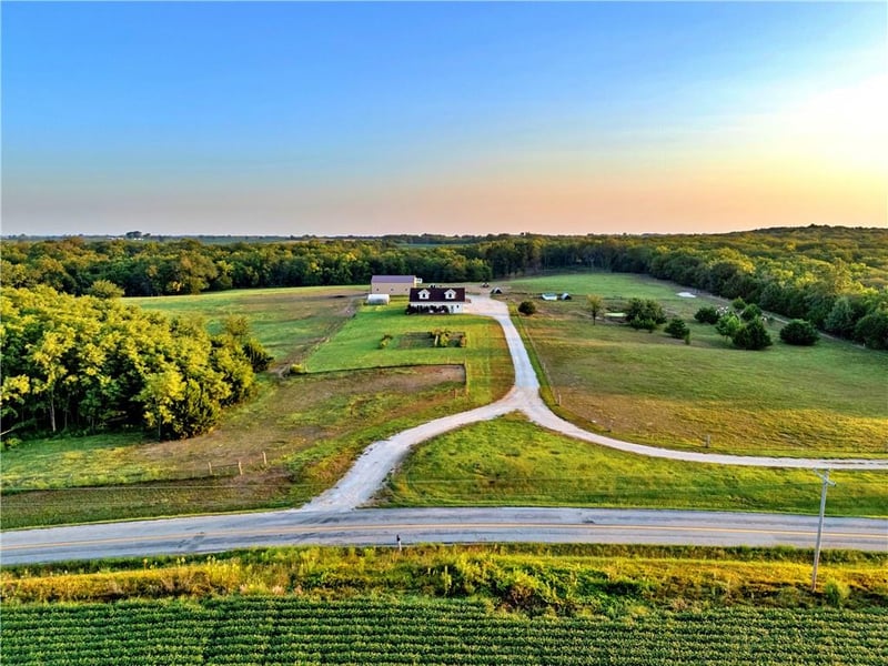 45526 Highway K Hw, Richmond, MO 64085