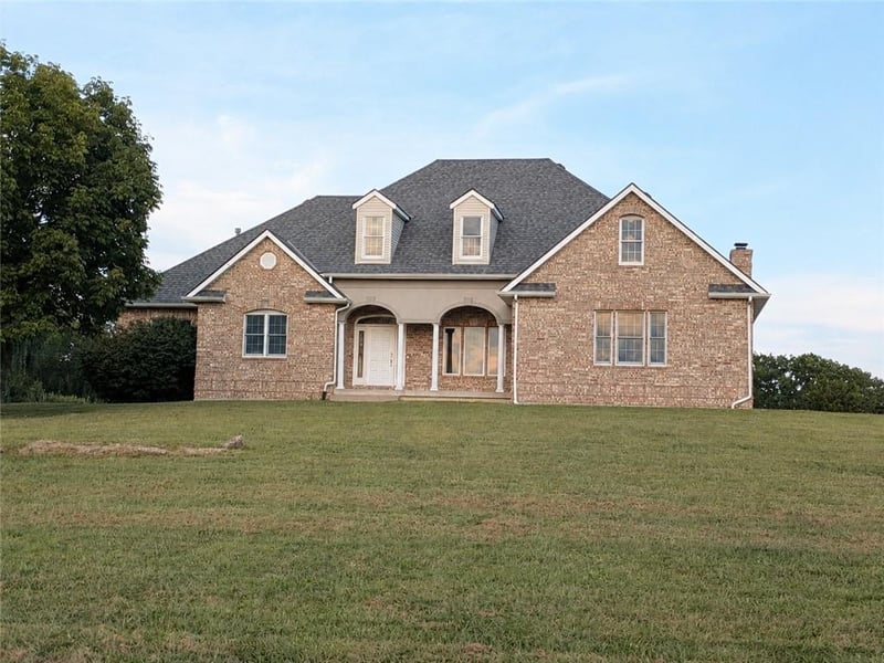 26001 S Summit Rd, Harrisonville, MO 64701