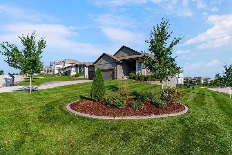 19504 W 116th St, Olathe, KS 66061