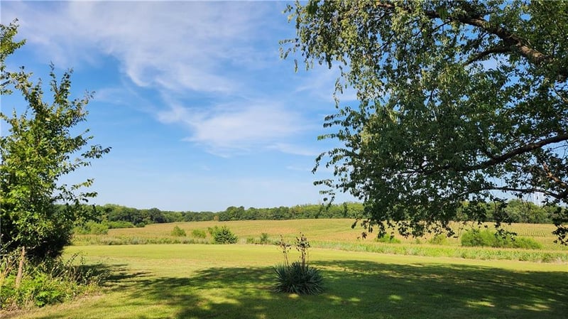 8244 SE V Hw, Lathrop, MO 64465