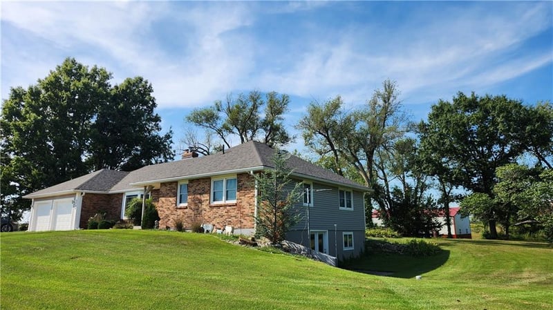 8244 SE V Hw, Lathrop, MO 64465