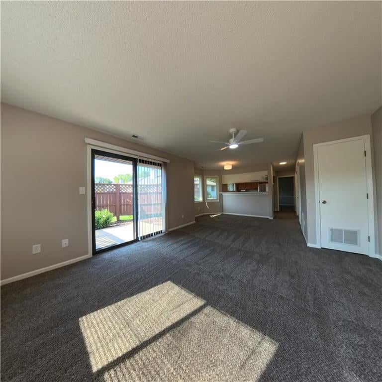 4022 10th Ave, Leavenworth, KS 66048
