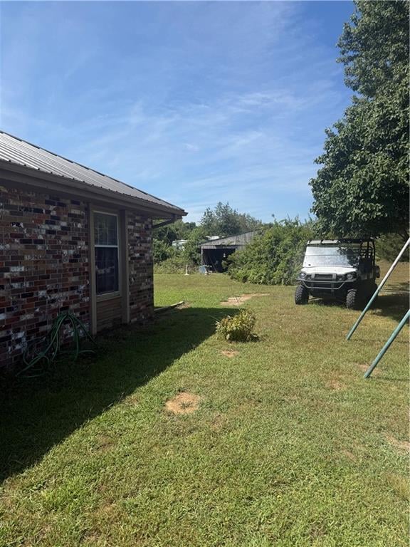 1886 Shawnee Rd, Ottawa, KS 66067