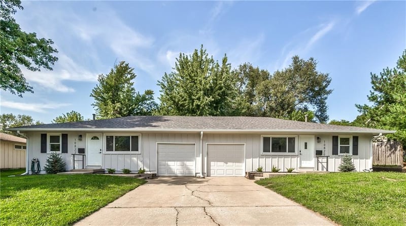 10820-10822 W 49 St, Shawnee, KS 66203