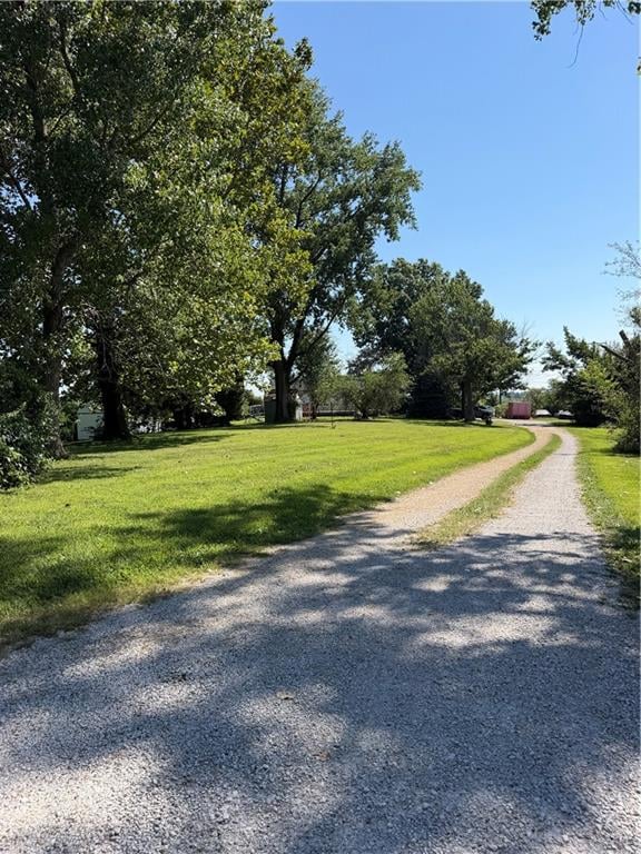 11713 Hills Ln, Kearney, MO 64060