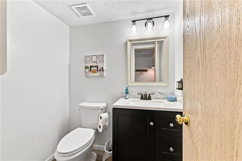 10654 E 46th St, Kansas City, MO 64133