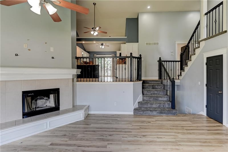 411 Shannon Ave, Smithville, MO 64089