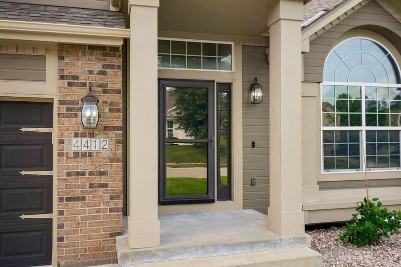 4412 SW Lyndsie Ct, Lee's Summit, MO 64082