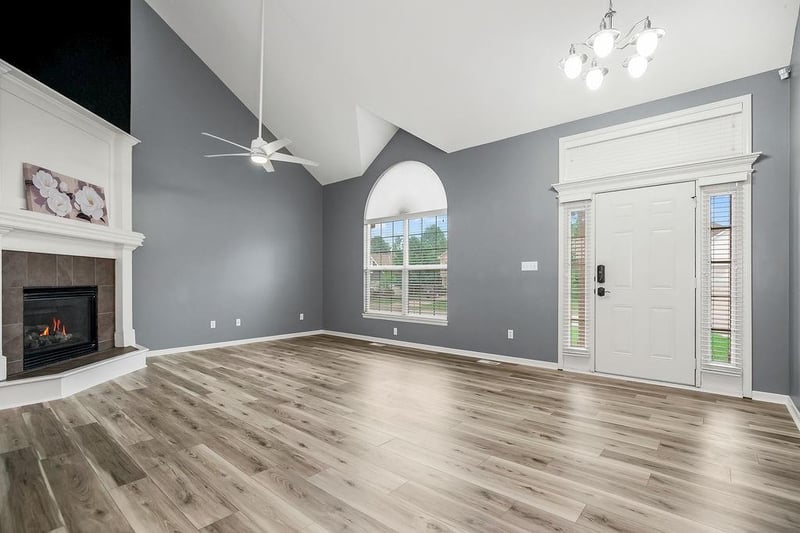 4412 SW Lyndsie Ct, Lee's Summit, MO 64082